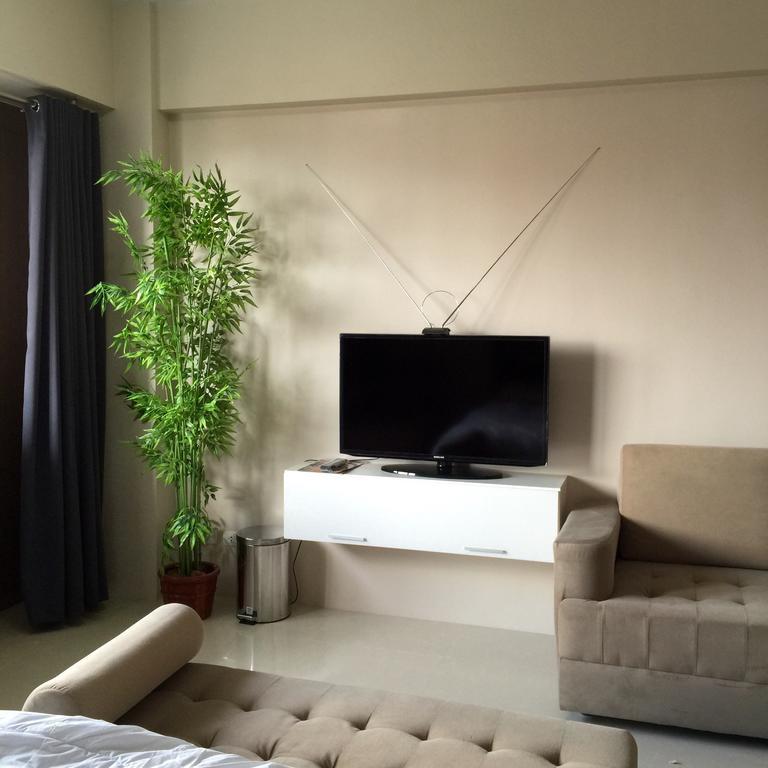 One Palm Tree Villa Cc9N Manila Eksteriør billede